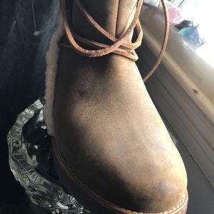 UGG Australia Brown Luisa Water Resistant Leather Boots/Booties 8 1/2